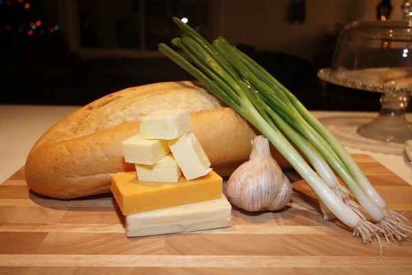 Cheesy Pull Apart Garlic Loaf